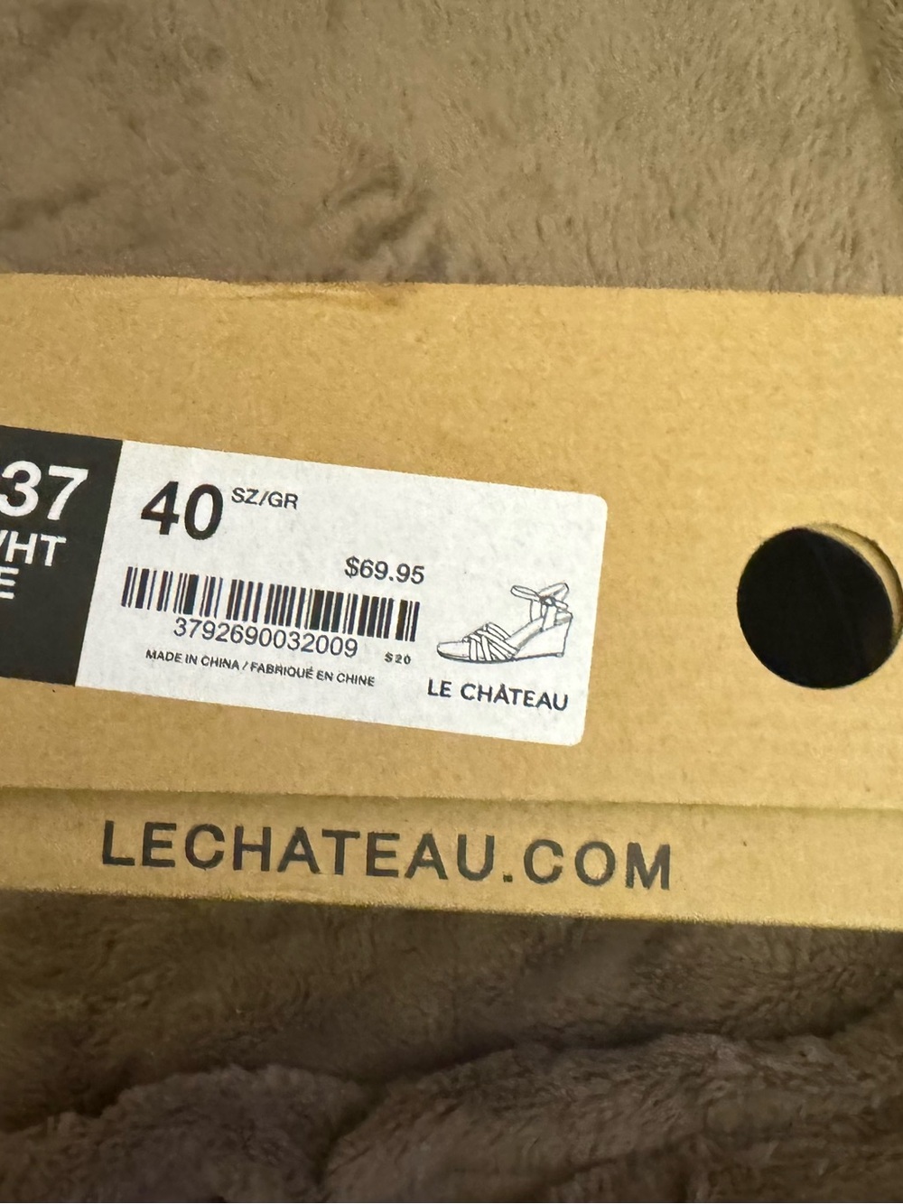 le chateau brand new Off White Strappy Wedge Sandals - Picture 13 of 13